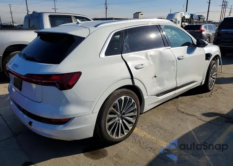 2019 Audi E-Tron Prestige из США, поврежденный, VIN WA1VABGE7KB020781